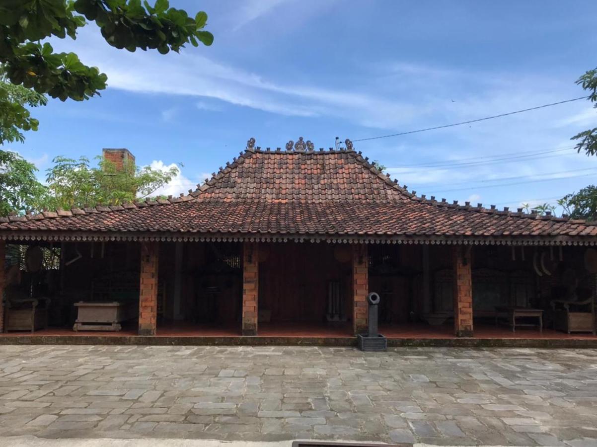 Legiyem Homestay Jogjakarta Buitenkant foto