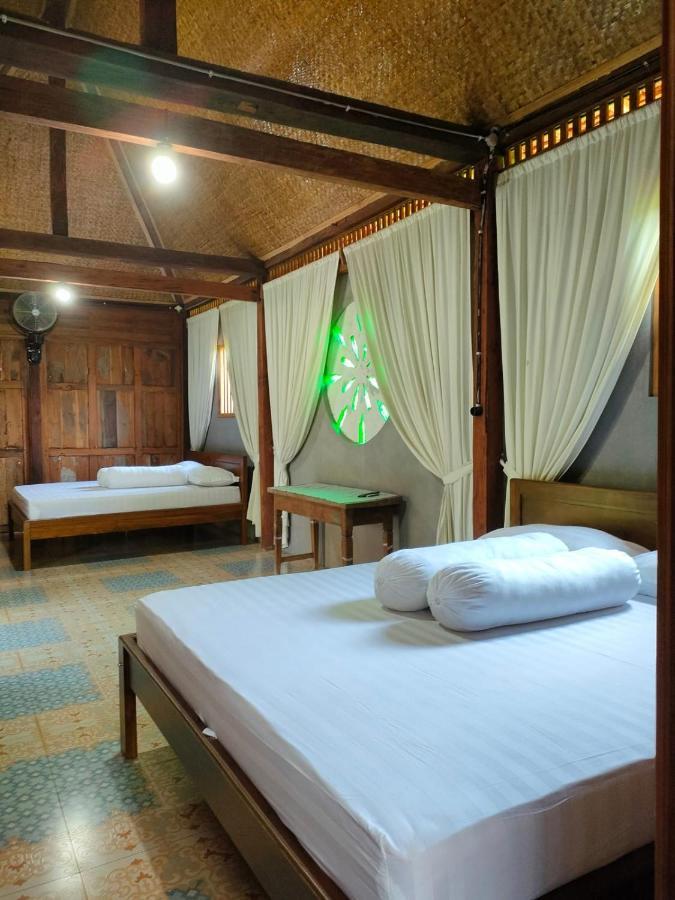 Legiyem Homestay Jogjakarta Buitenkant foto